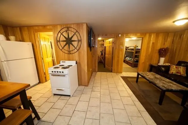 Log Cabin Lodge & Suites - Mutfak