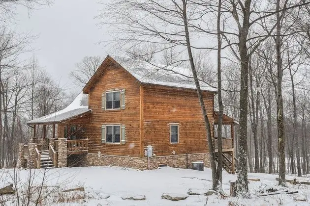 Log Me Inn - Dış Mekan