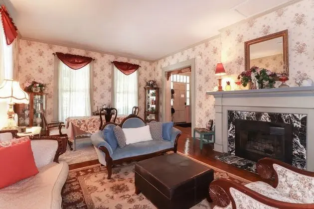 Loganberry Inn - İç Mekan