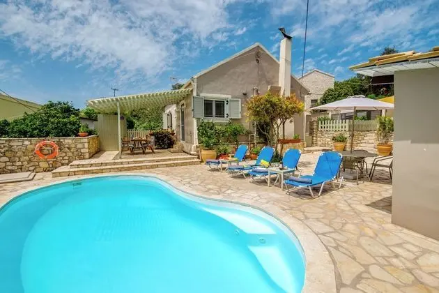 Loggos Seaview Cottage with Pool by Konnect - Öne Çıkan Resim