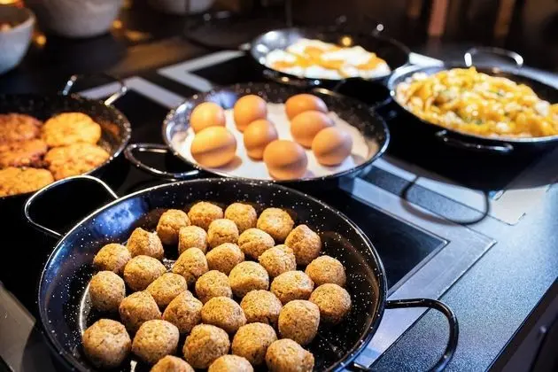 LOGINN Hotel Berlin Airport - Yerinde Yemek