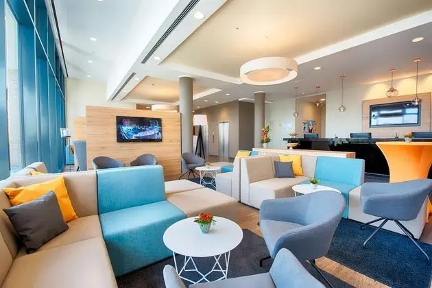 LOGINN Hotel Leipzig by ACHAT - Lobi