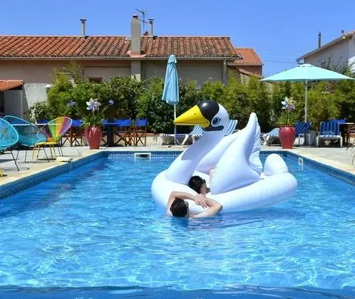 Logis Hotel et Restaurant Le Galion Canet Plage - Havuz
