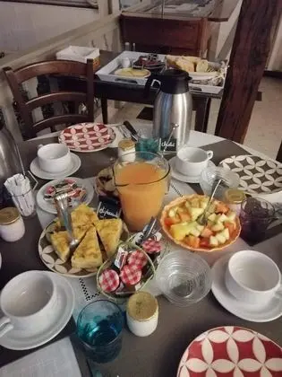 Logis hôtel Au Gré du Vent - Kahvaltı