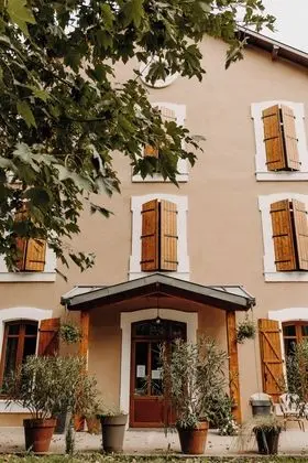 Logis Hôtel du Parc - Dış Mekan