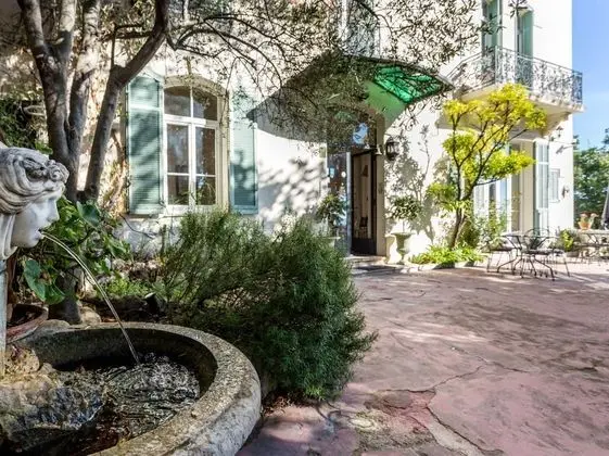 Logis hôtel la Bellaudière - Dış Mekan