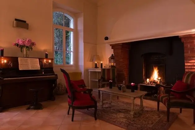 Logis hôtel la Bellaudière - Lobi