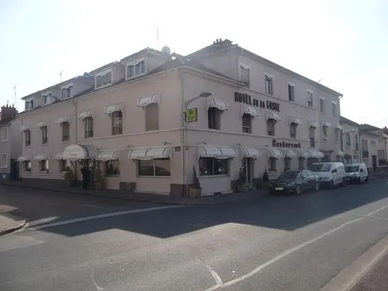 Logis Hôtel Spa de la Poste - Dış Mekan