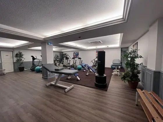 Logis Hôtel Spa de la Poste - Fitness