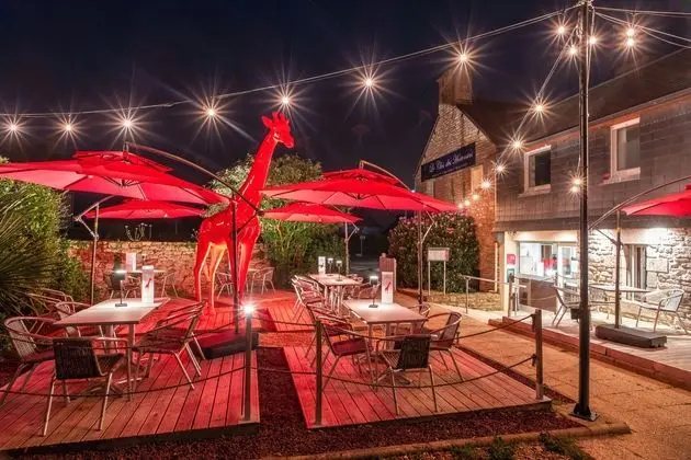 Logis Hôtel Vannes Nord Le Clos des Hortensias - Dış Mekan