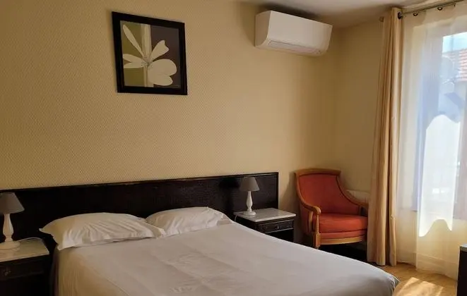 Logis Le Relais Champenois - Oda