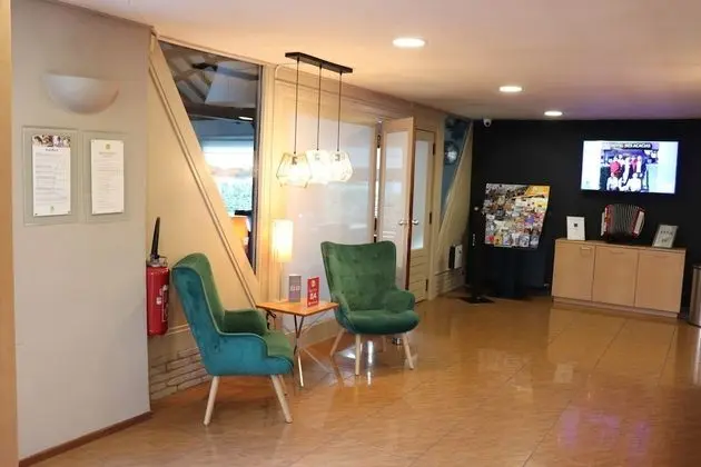 Logis Hotel Restaurant des Acacias Lille Tourcoing - Lobi