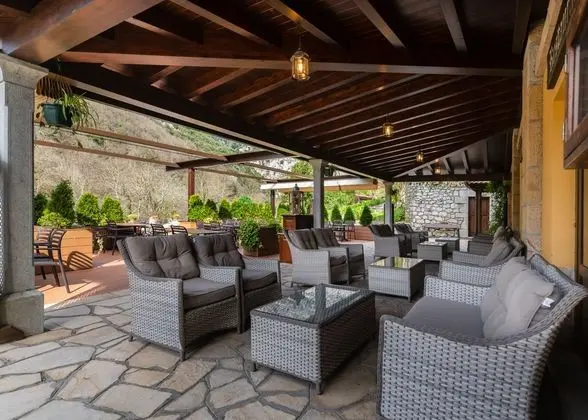 Logis Hotel Restaurante La Casa de Juansabeli - Dış Mekan