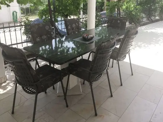Logos Guesthouse - Yerinde Yemek