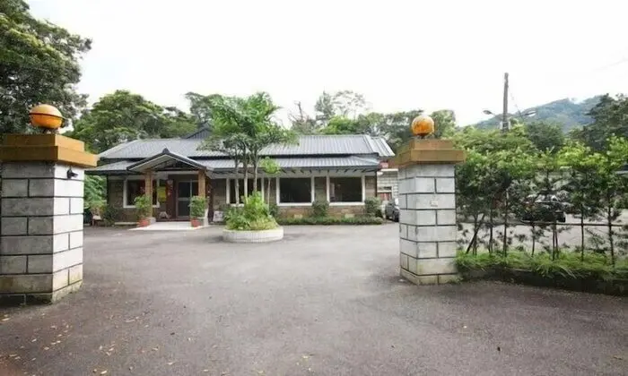 Lohas Gallery Long Stay Hostel - 1