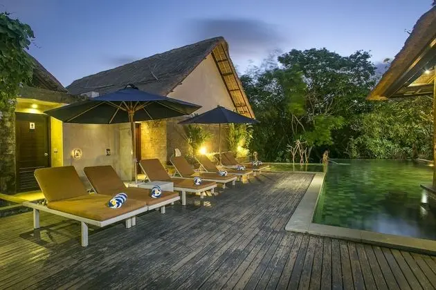The Lokha Umalas Villas and Spa - Havuz