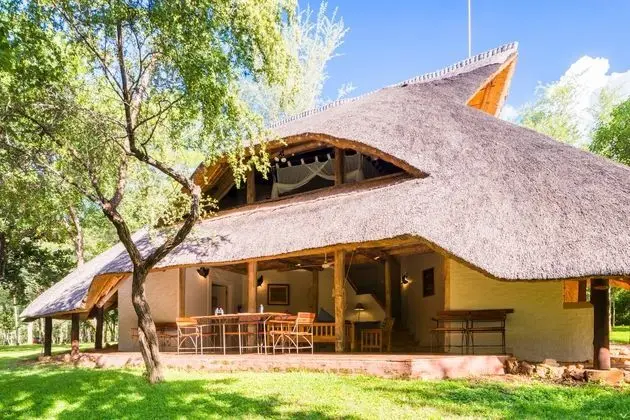 Lokuthula Lodges
