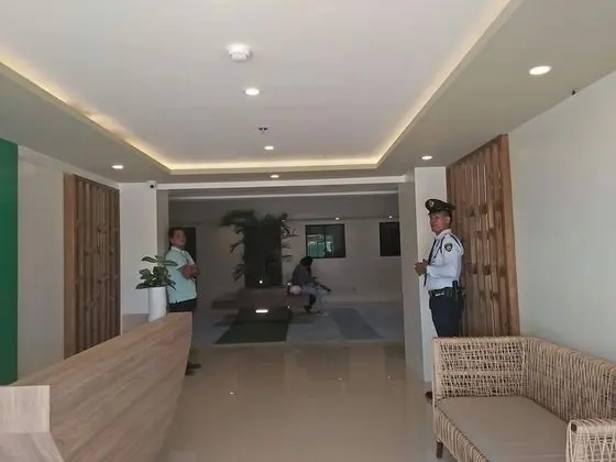 Lolong's Listing - Mactan - Lobi
