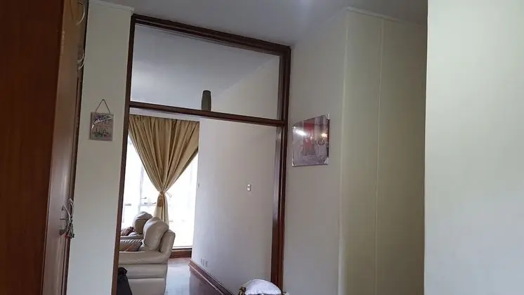 Lolos Elegant Three Bedroom Apartment - Lobi