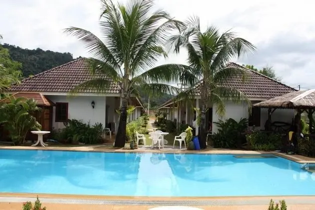 Loma Resort