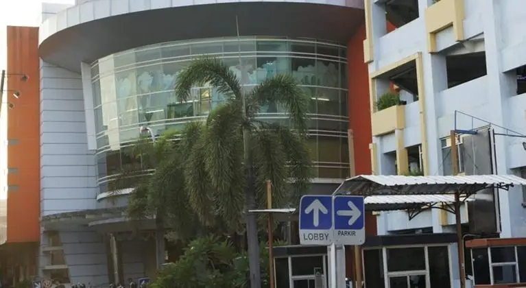 Lombok Plaza Hotel and Convention - Dış Mekan