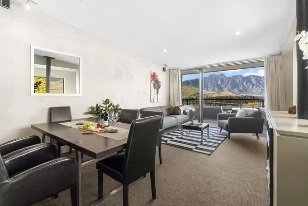 LOMOND RETREAT - NEAR CBD EXECUTIVE APARTMENT - Oda Düzeni