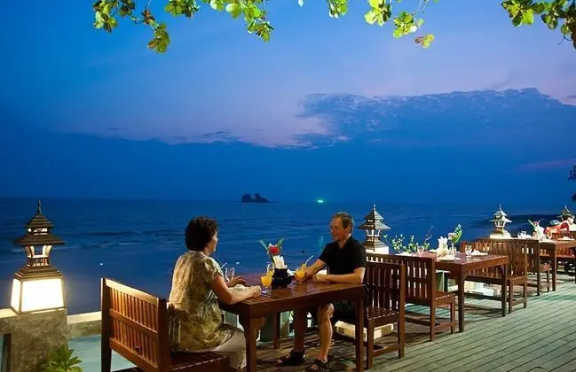 Lomtalay Chalet Resort - Yerinde Yemek