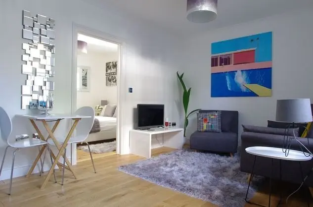 The London Agent Chelsea Peaceful