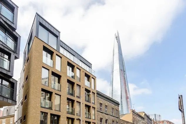 London Bridge – Tooley St by Flying Butler - Dış Mekan