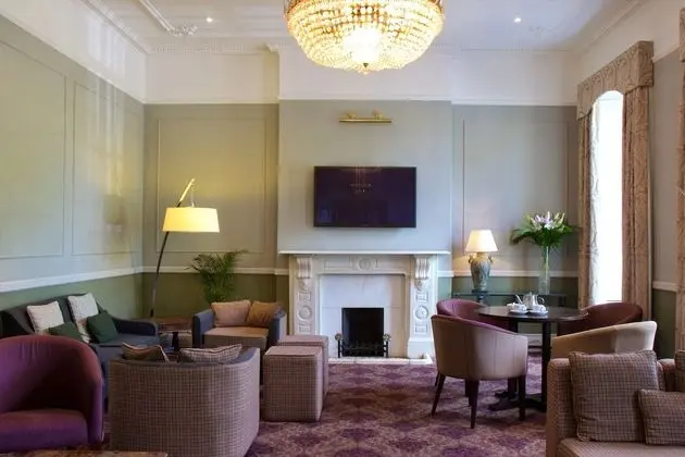 London Chigwell Prince Regent Hotel, BW Signature Collection - Lobi