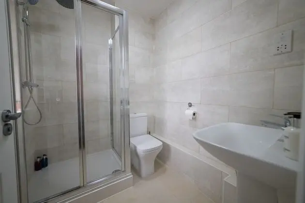London Heathrow Serviced Apartments - Banyo Özellikleri