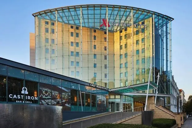 London Marriott Hotel Kensington - Dış Mekan