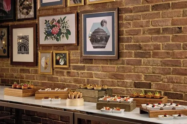 London Marriott Hotel Kensington - Lobi