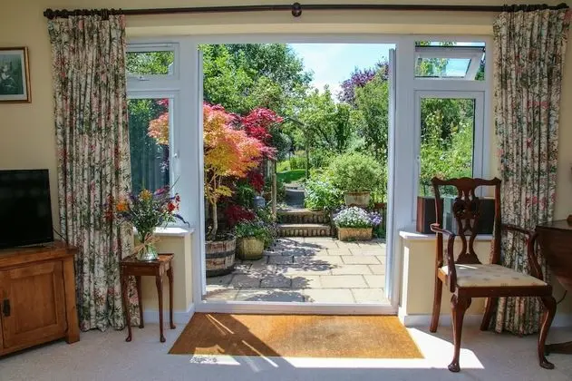 London Road Guest Accommodation