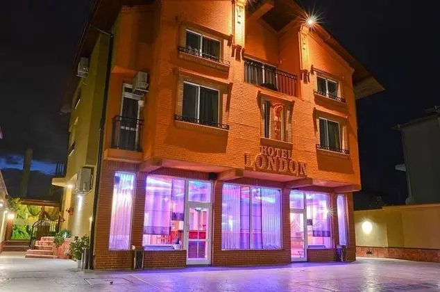 Hotel London