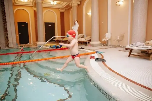 Londonskaya Hotel - Havuz