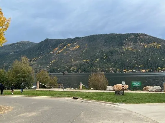 Lone Eagle Lodge - Plaj
