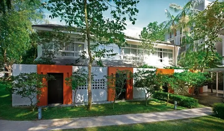 Lone Pine, Boutique Hotel By The Beach