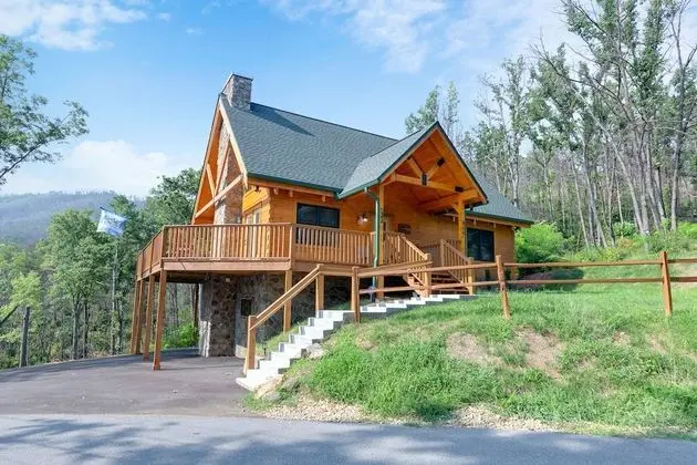 Lone Wolf Lodge by Jackson Mountain Homes - Öne Çıkan Resim