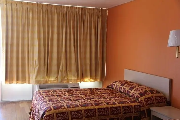 LoneStar Inn & Suites - Oda