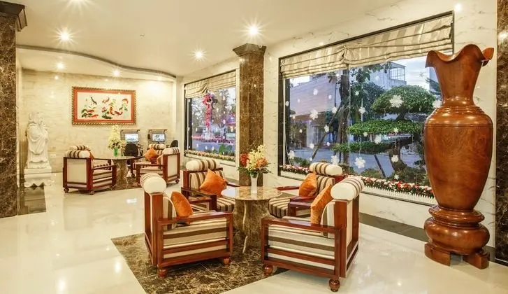Long Bao Chau Hotel - Lobi