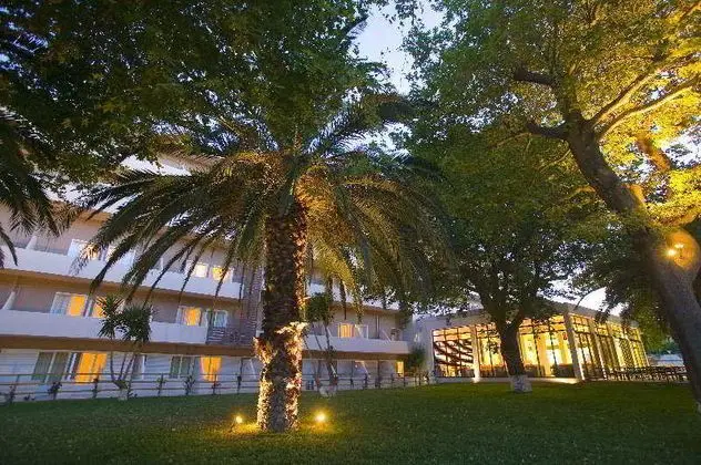 Long Beach Hotel & Resort - 1
