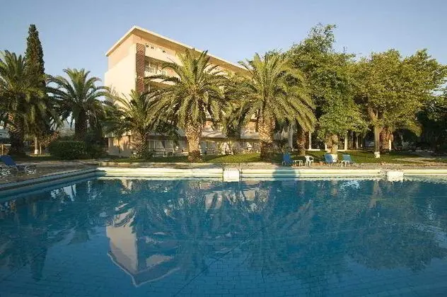 Long Beach Hotel & Resort - Havuz