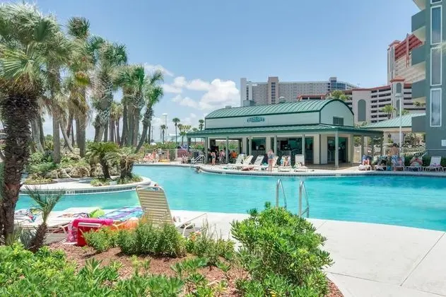 Long Beach by Book That Condo