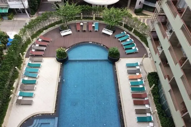 Long Beach Cha-Am Hotel - Havuz