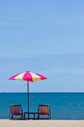 Long Beach Cha-Am Hotel - Plaj