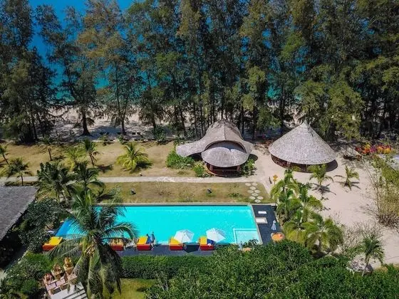 Long Beach Chalet