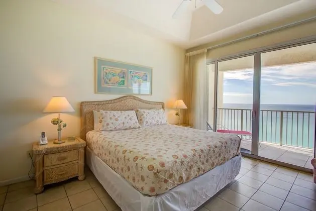 Long Beach by Forehand Rentals - Oda