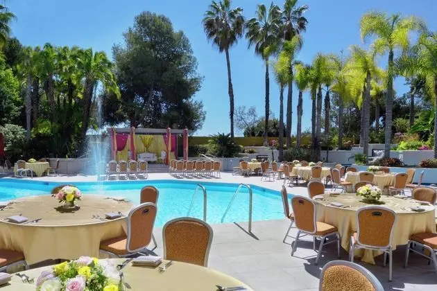 Long Beach Marriott - Havuz