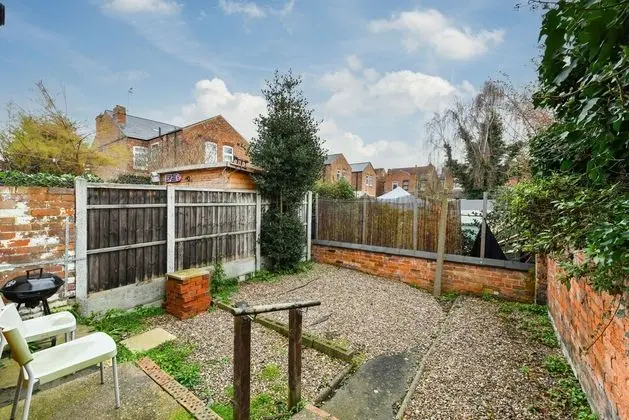 Long Eaton Modern 4bed House - Dış Mekan